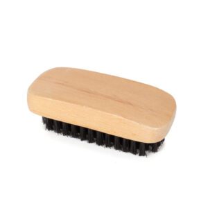 JEYGO boar bristle brush with a solid wooden handle, designed for men’s daily grooming and beard care routines.