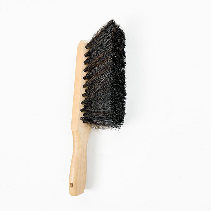 JEYGO wooden cleaning brush with long handle and dense bristles, suitable for dust removal and daily cleaning tasks.