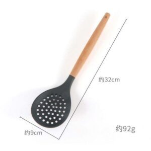 JEYGO silicone spatula with wooden handle, designed for non-stick cookware and professional kitchen use.