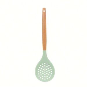 JEYGO silicone spatula with wooden handle, designed for non-stick cookware and professional kitchen use.
