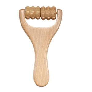 JEYGO wooden roller massage tool designed for targeted muscle pressure and relaxation.