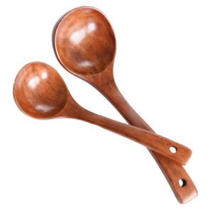 JEYGO wooden soup spoon made from solid natural wood, suitable for everyday cooking and dining use.