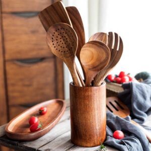 JEYGO wooden spatula made of solid wood, designed for safe cooking, stirring, and gentle scraping of vegetables.