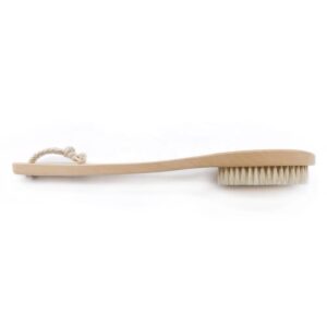 Natural bristle scrub brush with a long wooden handle, featuring soft boar bristles for gentle exfoliation during bathing.