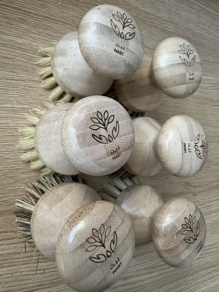 custom bamboo pot brush