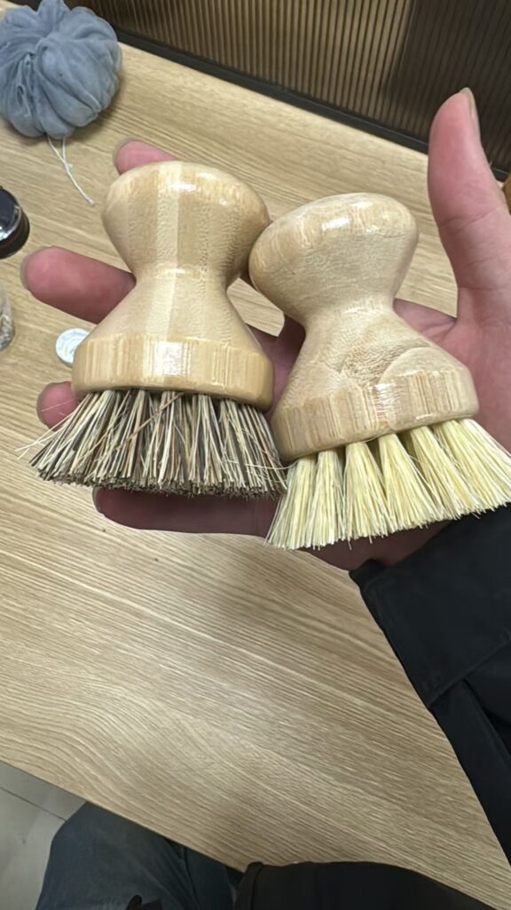custom bamboo pot brush
