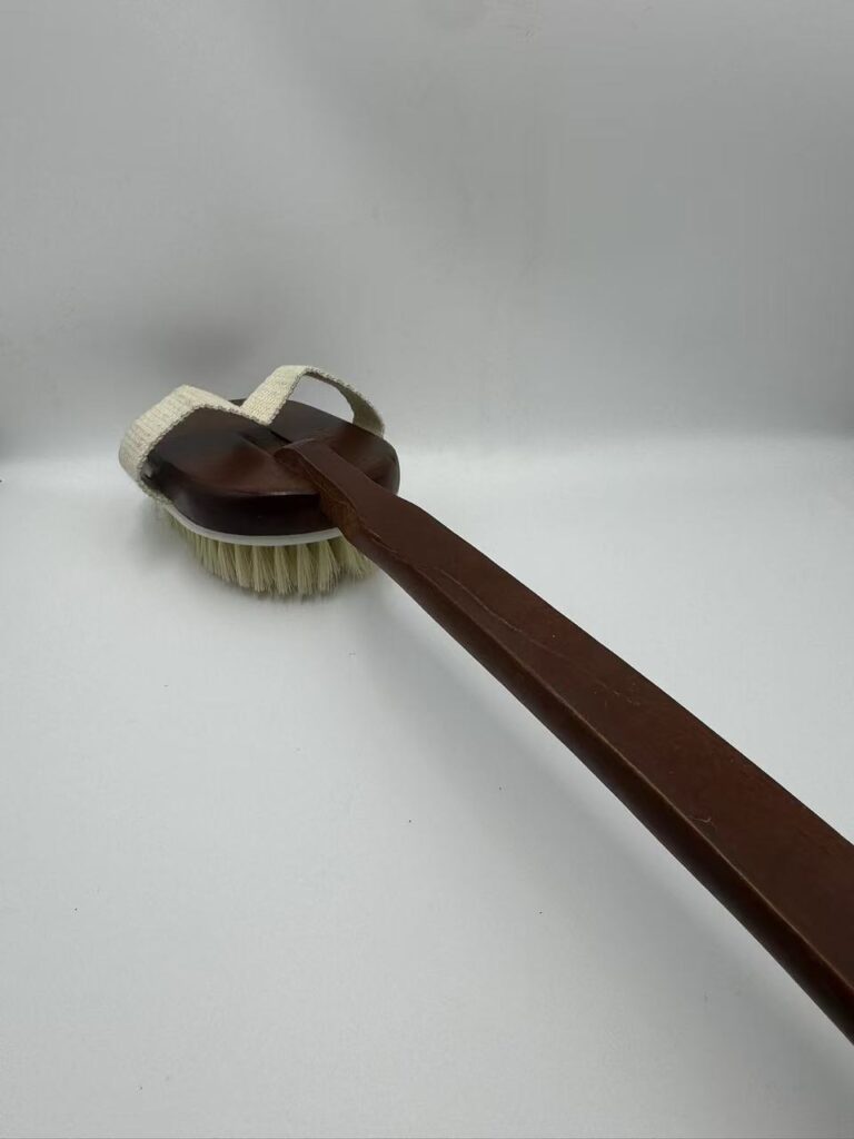 long handle bamboo bath brush