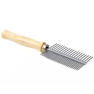 wooden handle metal pet grooming comb for removing tangles and loose hair in dogs and cats
