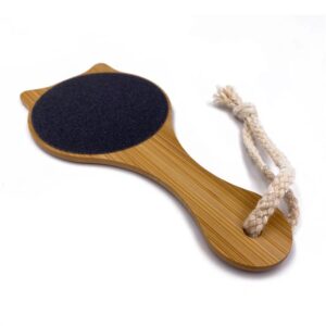 Washable wooden foot file with double-sided abrasive surface for exfoliating hard skin, calluses, and cracked heels