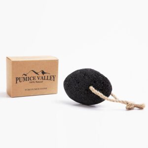 High quality lava pumice stone foot file with natural wood handle, double-sided for removing dead skin and calluses, ideal for home pedicure.