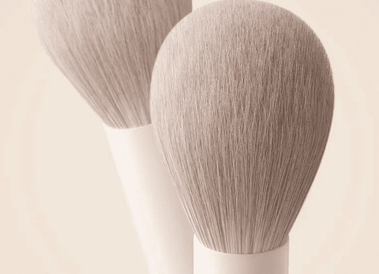 10-piece fibre eye shadow makeup brush set with white plastic handles and soft synthetic bristles for face makeup, eyeshadow blending, eyebrow shaping, and precision detailing.