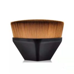 Portable magic foundation brush with dense synthetic bristles and ergonomic black handle, designed for foundation, contouring, concealer blending, and flawless makeup application.