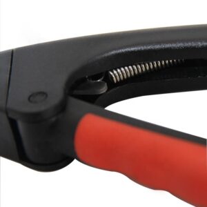 Non-slip pet nail clipper for dogs and cats, featuring ergonomic handle and sharp stainless steel cutting blades for safe claw trimming.