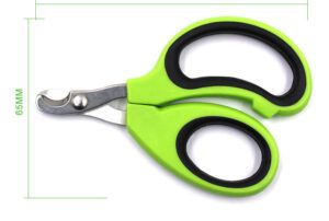 Green-handled stainless steel pet nail clipper for cats and dogs with anti-slip grip, safe and precise trimming tool